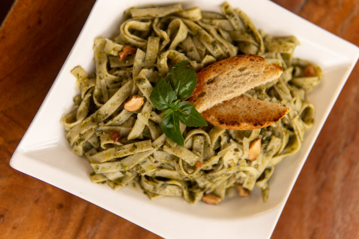 Pesto Tagliatelle